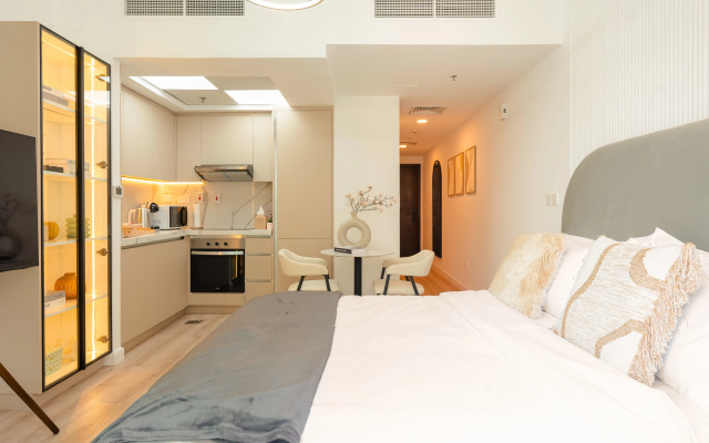 Апартаменты Keyrock Marina with Amazing View