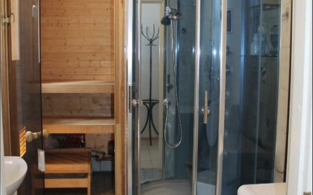 Kottedzh S Tremya Spalnyami Private House