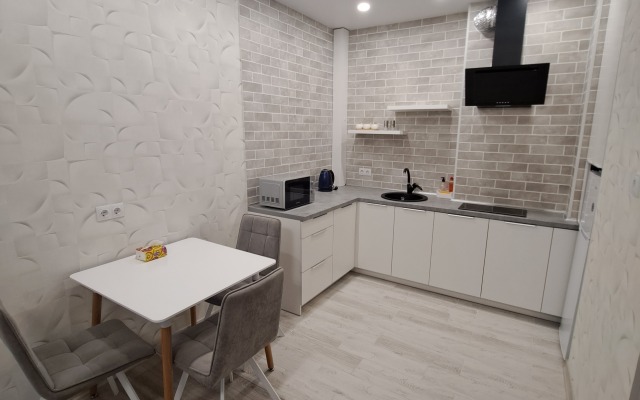 Na Rimskoy nedaleko Ot Baltiyskogo Morya Flat