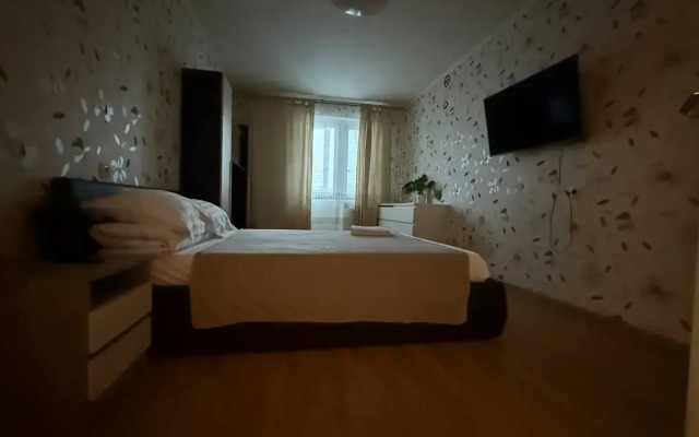Lomonosova 10 Flat
