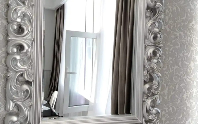 Lyuks Vmestimostyyu 8 Chelovek Apartments