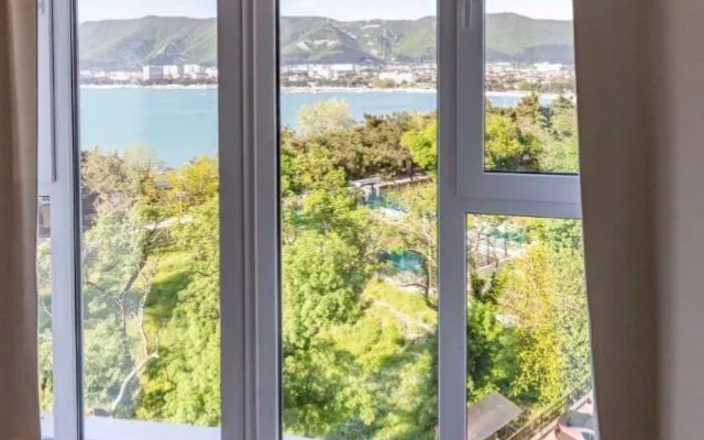 Na Primorskoy 30A Flat