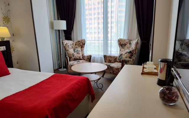 East Gate Boutique-Hotel