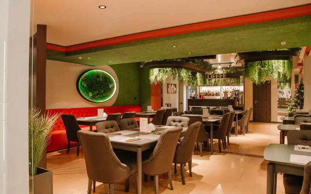 Sun Hotel