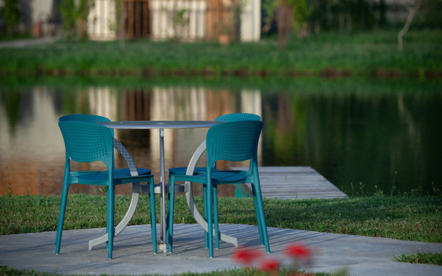 Курортный отель Moretoni Lake