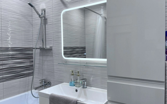 Na Solnechnom Bulvare, 8k2 Flat