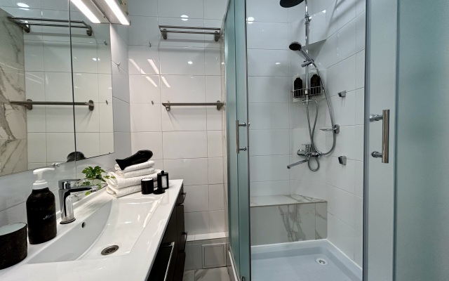 Akvareli Dizaynerskie s vidom na Ostankino Apartments