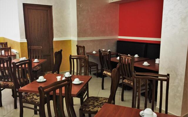 Primer hotel