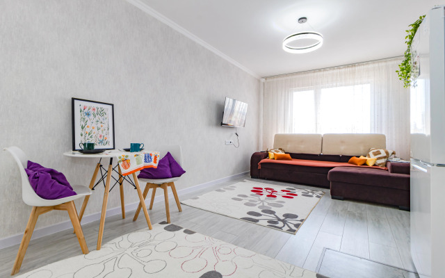 Khalal u Krupneyshey Mecheti Tsentralnoy Azii I Expo Tsentra Apartments