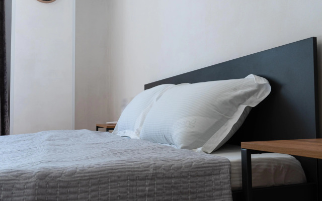 Квартира Уютная студия в центре города для 2-х гостей