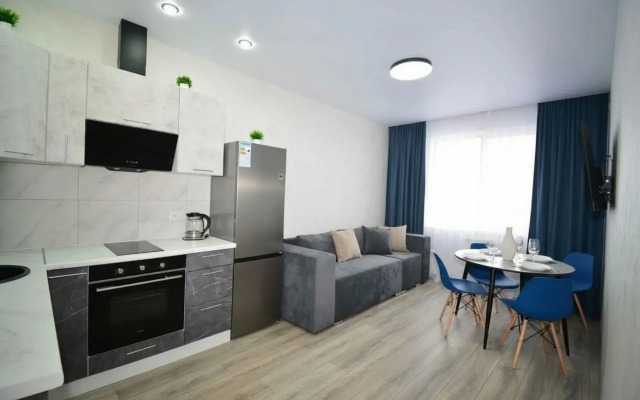 Апартаменты с современным ремонтом и панорамным видом из окна