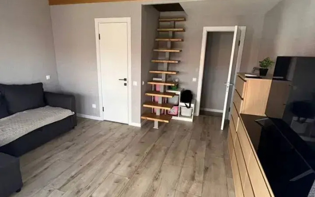 V Zhk Tyulpanovka Private house