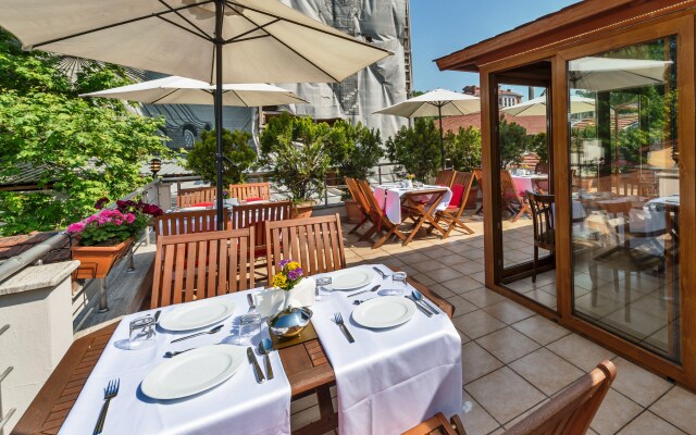 Zeynep Sultan Hotel