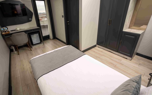 Express Plus Hotel