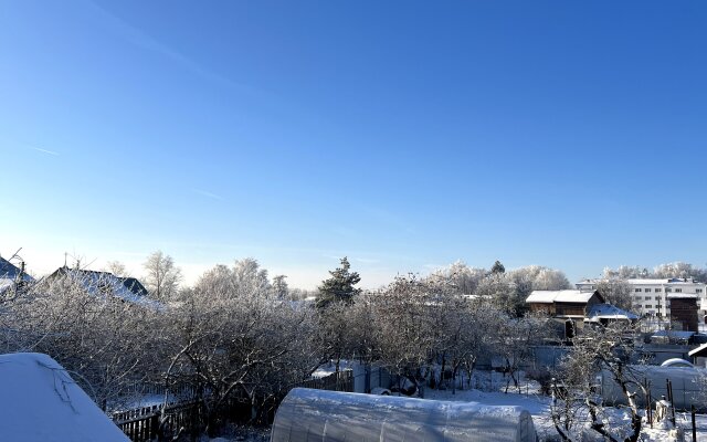 Medoyed S Russkoy Baney Guest House