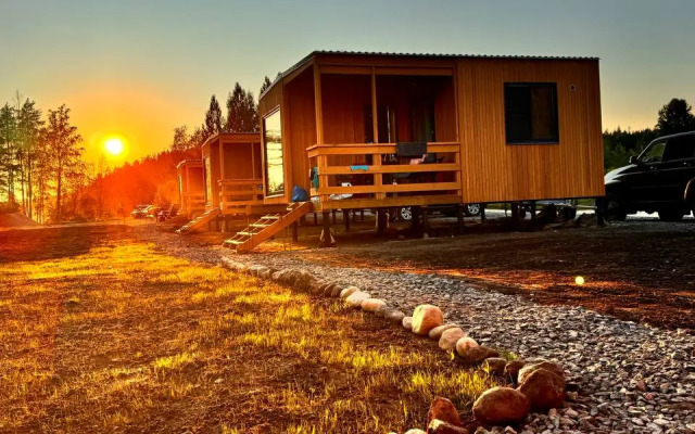 Гостевой дом Гостевые дома Family и Studio на Берегу Ладоги