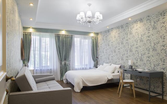 Апартаменты Премиум Город Рек на Большой Конюшенной 1