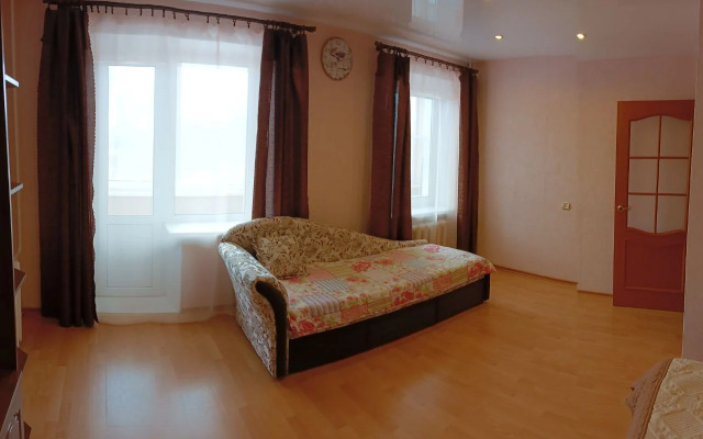 Квартира с видом на реку Россия