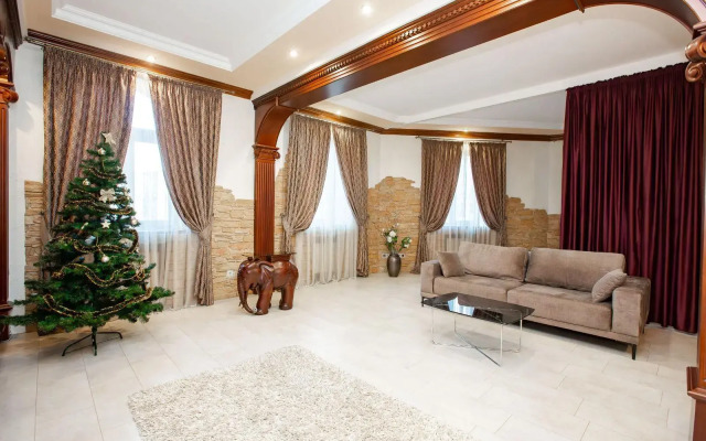 Апартаменты Люксовые апартаменты 2 спальни два санузла на Независимости 13