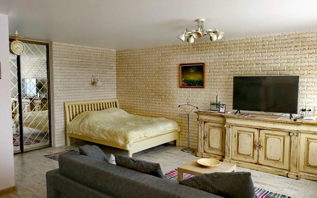 Vozle McDonalds Apartments
