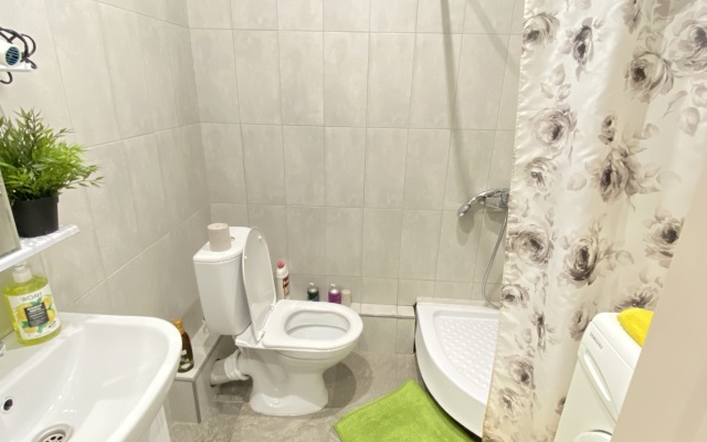 Yevrodvushka Naprotiv Akvaparka Flat