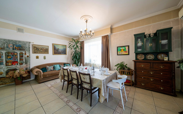 Частный дом Большой уютный коттедж с баней