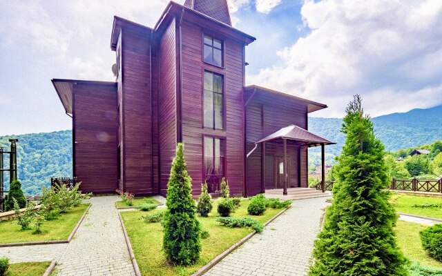 Na Krasnoy Polyane Villa