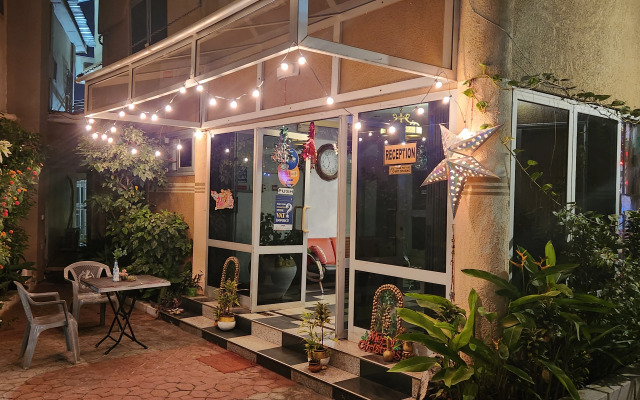 Alexander Plaza Ltd Hotel