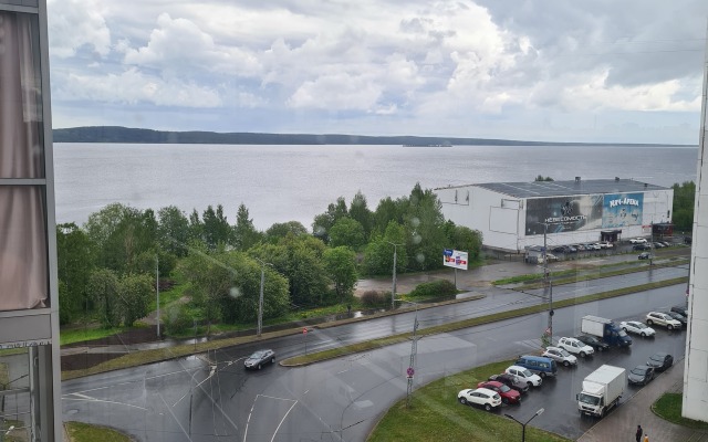 Uyutnaya Na Beregu Onezhskogo Ozera Flat