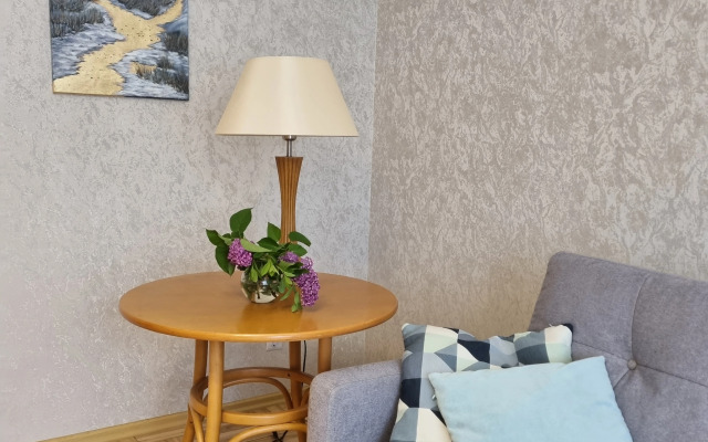 Апартаменты на Художественной