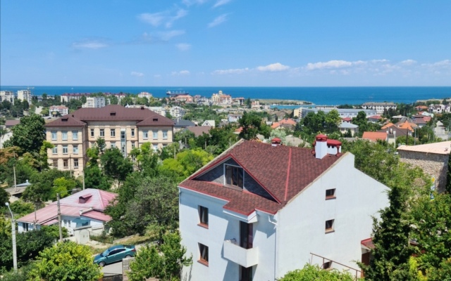 Chernomorskij Guest House