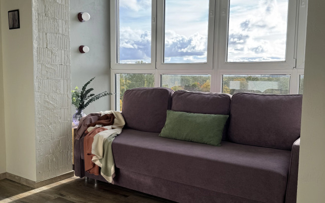 Vesna Na Baltike Flat