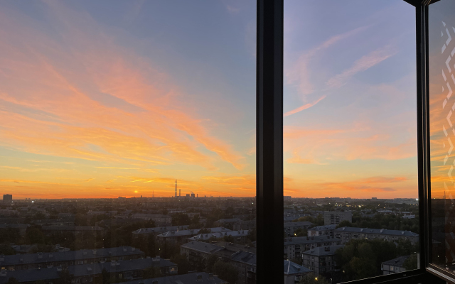 S Dizaynerskim Remontom Studio Flat