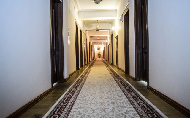 Отель Интурист