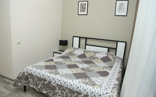 Ploshad Respubliki Apartments