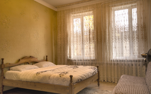 Частный дом по улице Арбата