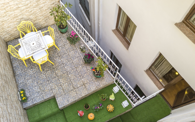 Royan Suites Boutique Hotel