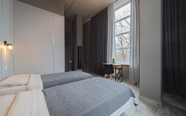 Artman Hotel