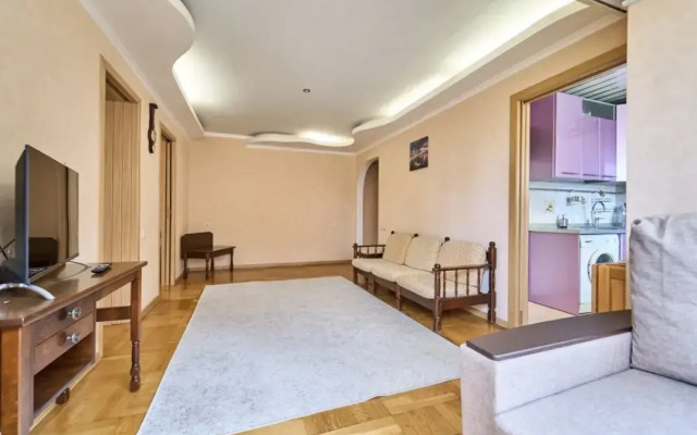 V Tsentre Sochi Flat
