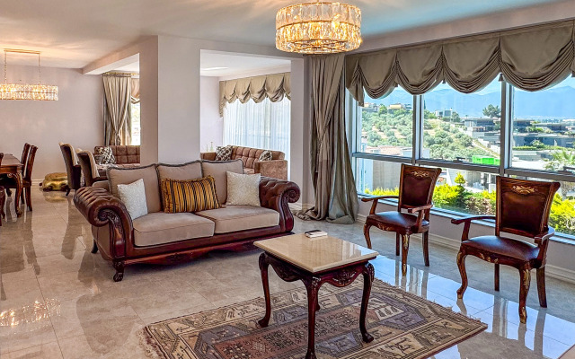 Limon Villa