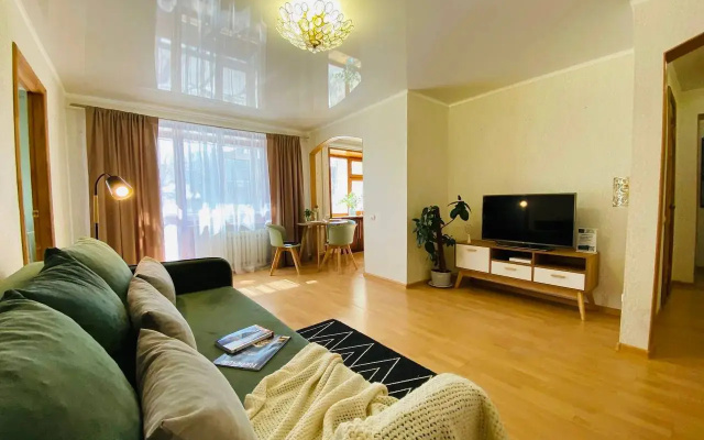 Apartamenty Dvuhkomnatnye apartamenty 50 let Oktabra 9/6