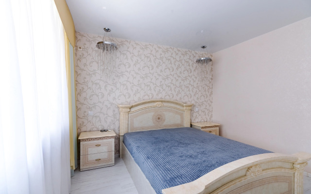 Ulitsa Zeyskaya 283 Flat