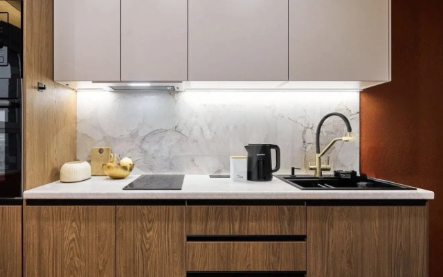 Квартира видовая в доме у реки Business Apartments Акватория