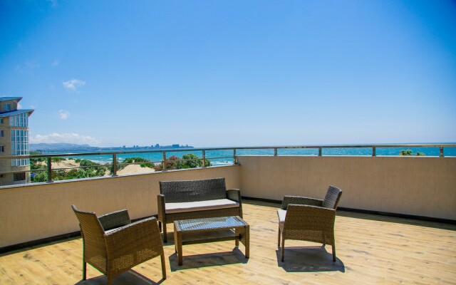 Emeraldika Family Beach Hotel Hotel