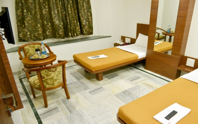 City Palace  Hotel