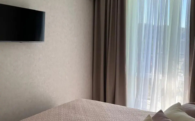 S Vidom Na More I Gory Apartment