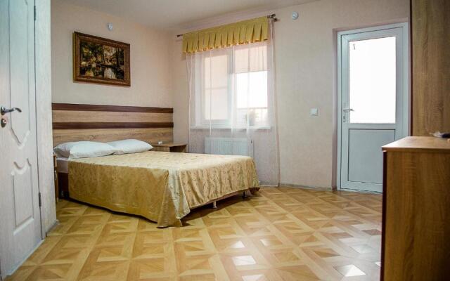 Shkolnaya44 Guest House