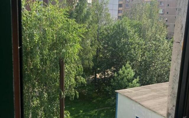 Vezhlivyij Los' Na Buninskoj Alee Hostel