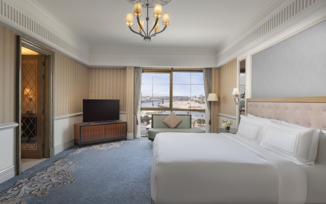 Al Habtoor Palace Hotel