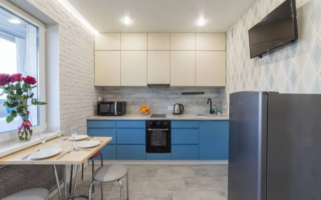 Na Prospecte Alberta Kamaleeva 32 Flat